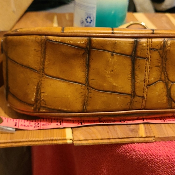 Dooney & Bourke purse - Picture 8 of 14